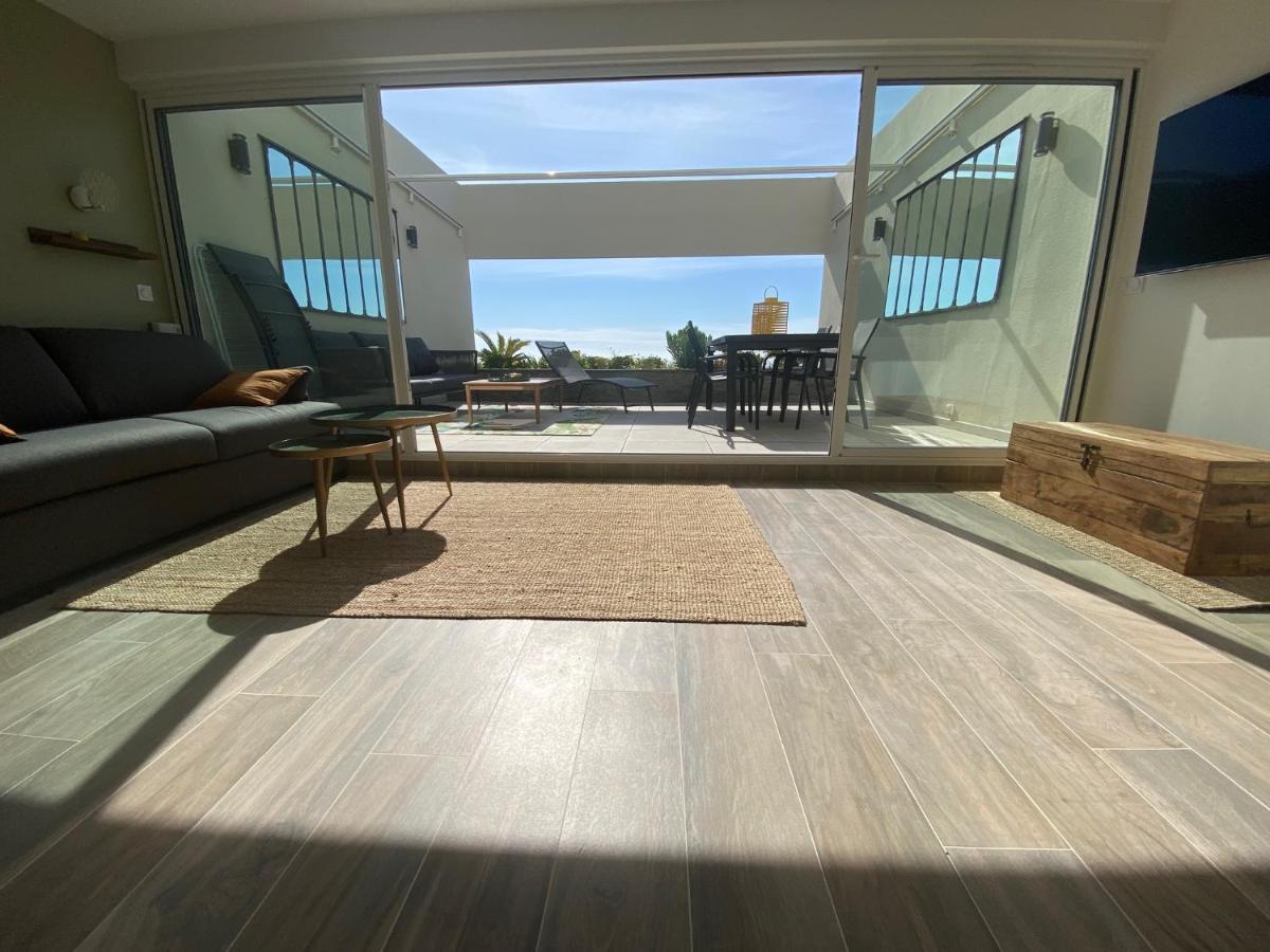 Superbe T2 44M2 - Grande Terrasse Vue Mer Panoramique Exceptionnelle Piscine - Parking Bandol Exteriér fotografie
