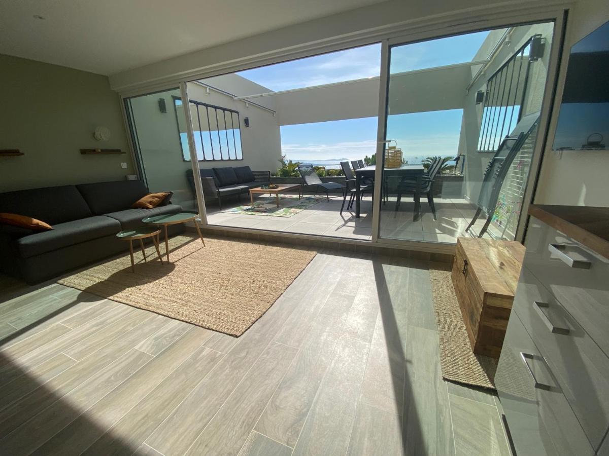 Superbe T2 44M2 - Grande Terrasse Vue Mer Panoramique Exceptionnelle Piscine - Parking Bandol Exteriér fotografie