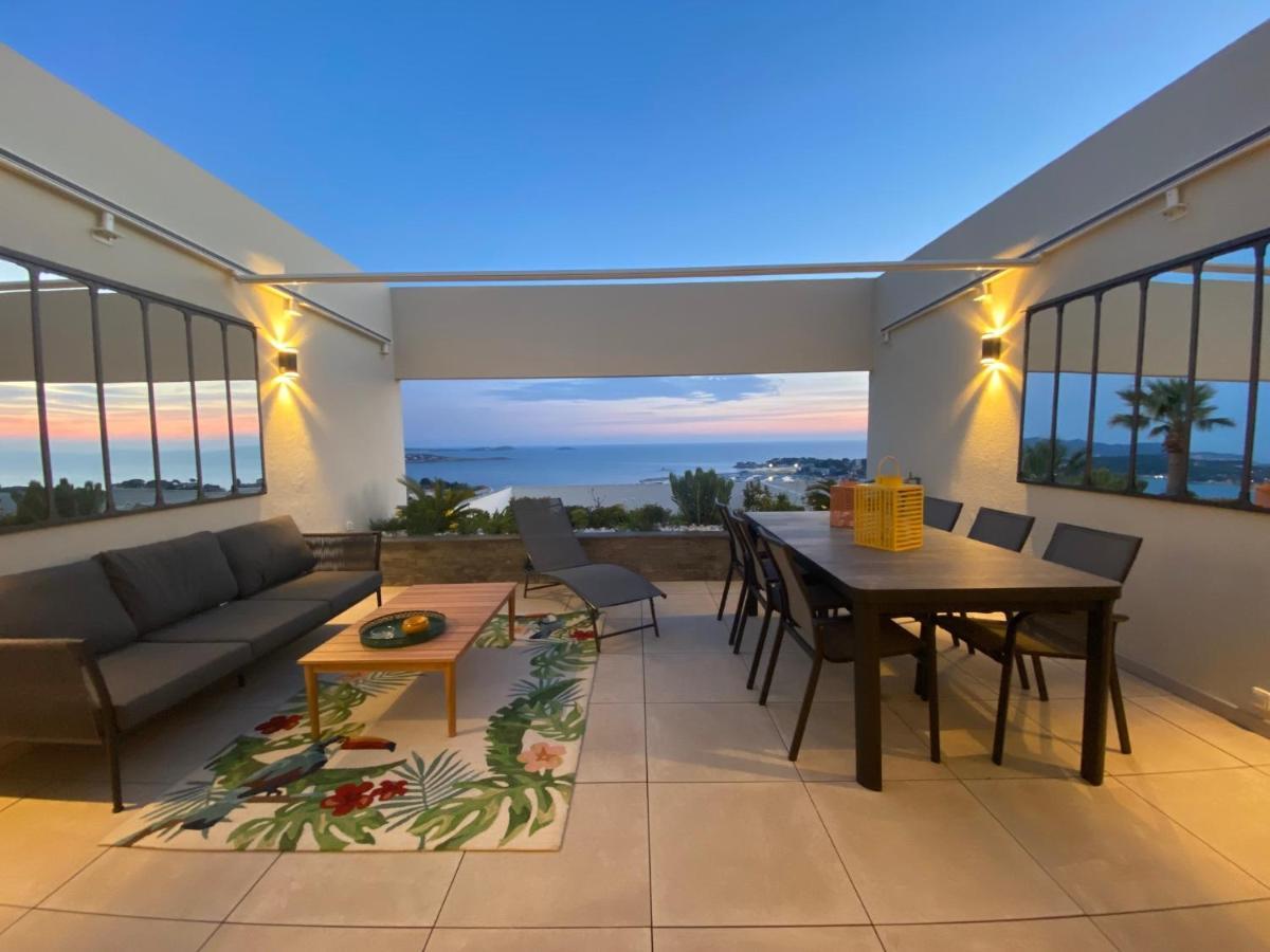 Superbe T2 44M2 - Grande Terrasse Vue Mer Panoramique Exceptionnelle Piscine - Parking Bandol Exteriér fotografie
